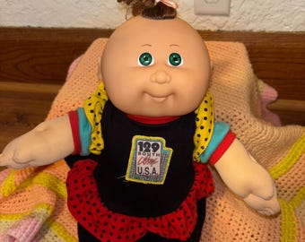 Cabbage Patch Kinder Mädchen Puppe Braun Haar Büschel Grüne Augen 1989