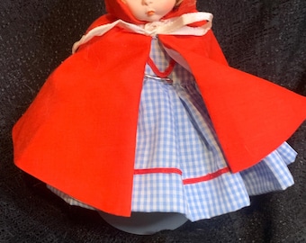Rotkäppchen Puppe von Madame Alexander