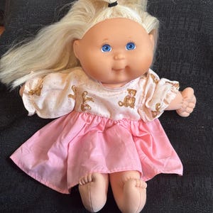 Cabbage Patch Kids Girl Doll Mattel First Edition 1995 Blonde Hair Blue Eyes Pink Dress *Adorable!*