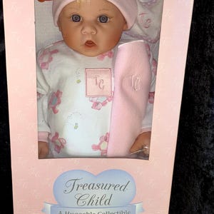 Lee Middleton Treasured Child New In Box