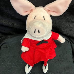 Olivia The Pig 11” Soft Stuffed EUC