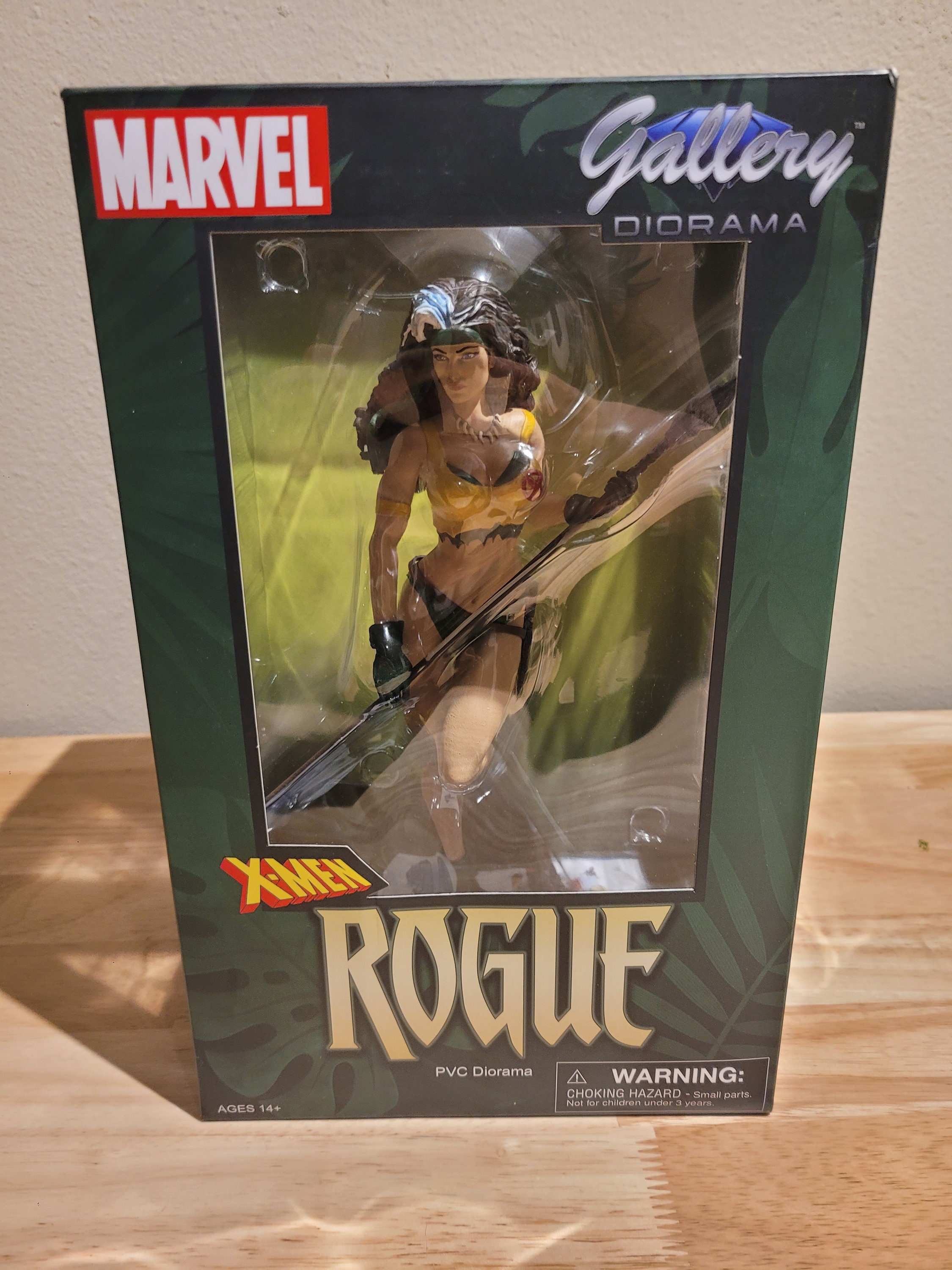 MARVEL X-MEN EMMA Frost Statue PVC Diorama Figure Diamond Select