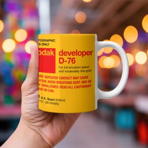 Taza de café Kodak D-76: Regalo de fotografía analógica vintage