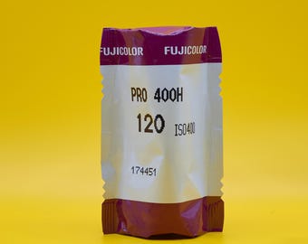 Expired Fuji Pro 400H 120 Medium Format Color Film Loose Rolls - Vintage Photography Stock