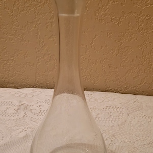 Vintage Crystal Wine Decanter with a stopper
