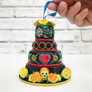Wedding Gift Custom Wedding Cake Replica. Custom Wedding Ornament Voucher. Anniversary Present. Personalised Cake Model Sculpture image 6