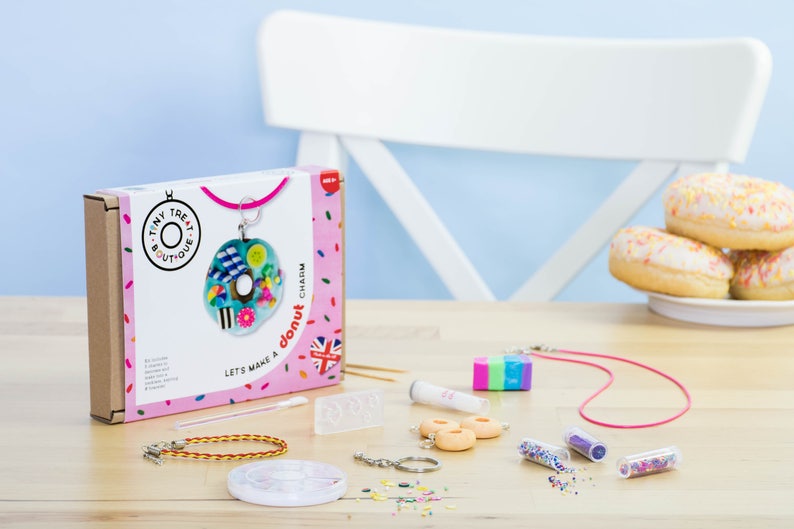 Donut Theme Jewellery Craft Kit. Makes 3 Things: Necklace, Bracelet & Keyring. Kids Craft Kit. Creative Stocking Filler. Jewellery Making. image 1