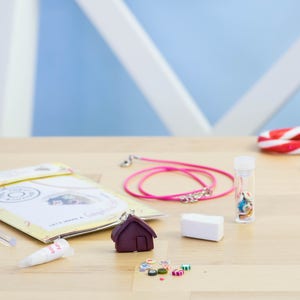 Jewellery Craft Mini Kit. Gingerbread House. Party Bags. Holiday Activities. End of Term Treats. Next day shipping. Stocking Filler image 3