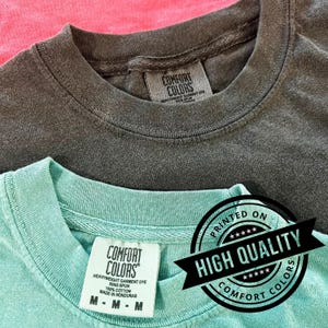 Comfort Colors® Bible Basic Instructions Before Leaving Earth Christian Vintage Floral T‑shirt bild 4