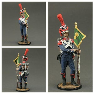 Painted tin soldier figurine Size 54 mm, scale 1/32  , Military-historical miniature. Napoleonic wars, Sergeant of the Carabiniers France