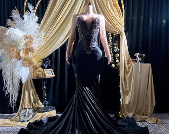 Luxury Black Rhinestone Applique Long Sleeve Mermaid Gown Mesh Bodice for  Prom Wedding Evening Formal Couture Dresses Elegant Train Design