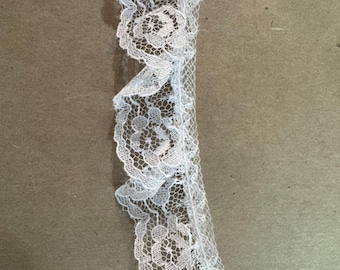 White Gathered Lace - Vintage Trim 80s New Old Stock Ruffled Ruffles Dolls Doll Clothes Costumes Floral Roses