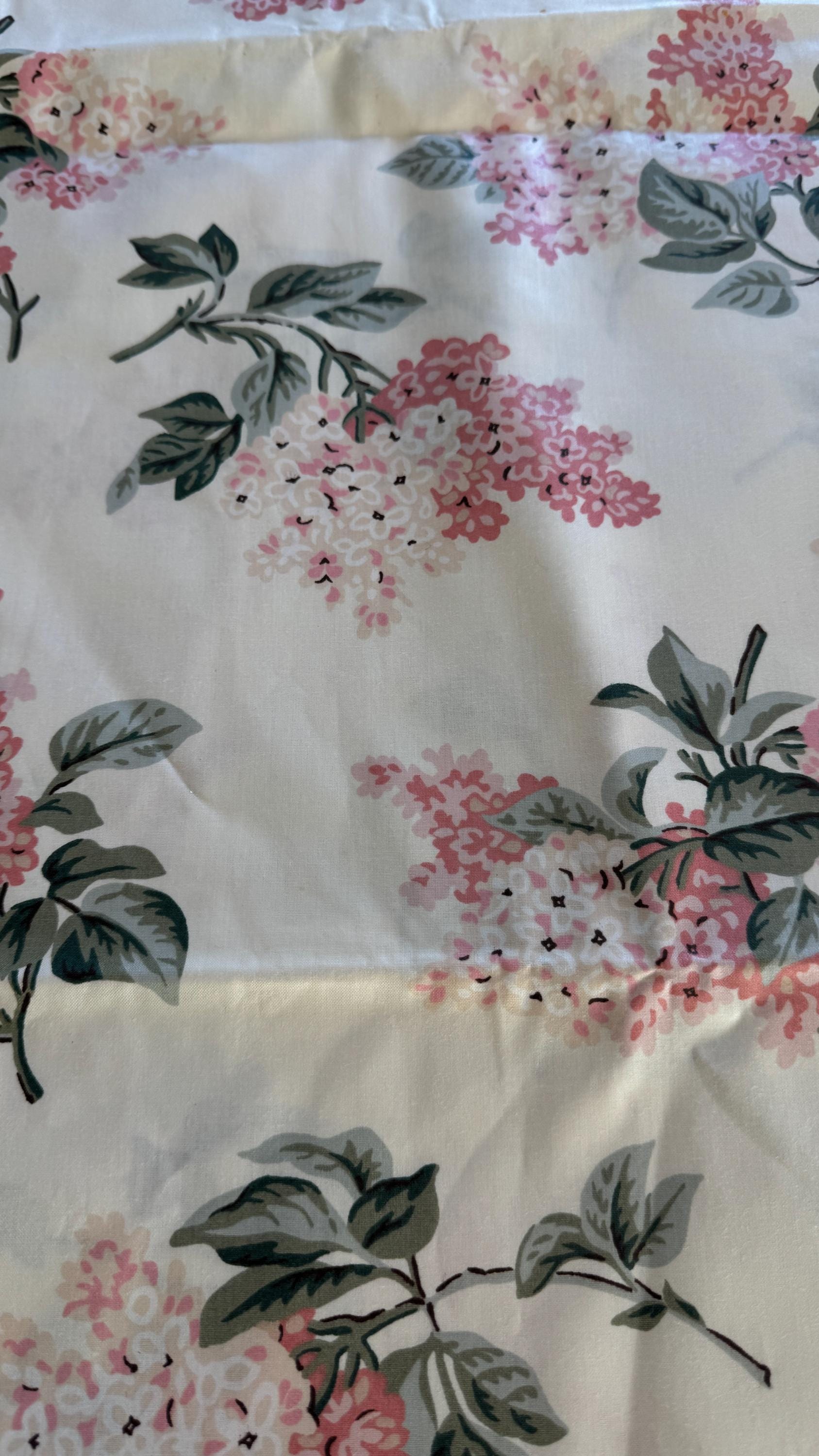 Romantic Shabby Cottage Floral - Vintage Fabric Pretty Pink Lilacs - Etsy