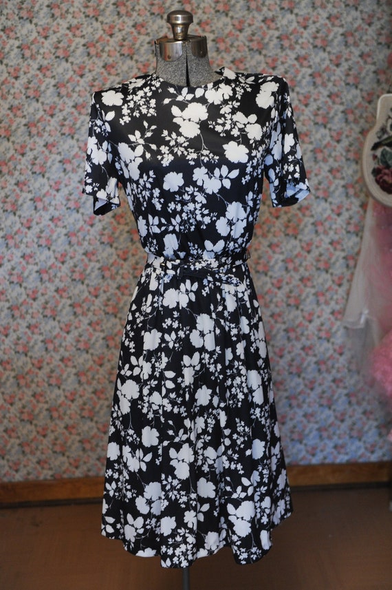 Vintage Dress Black and White Floral Secretary Style 80s | Etsy