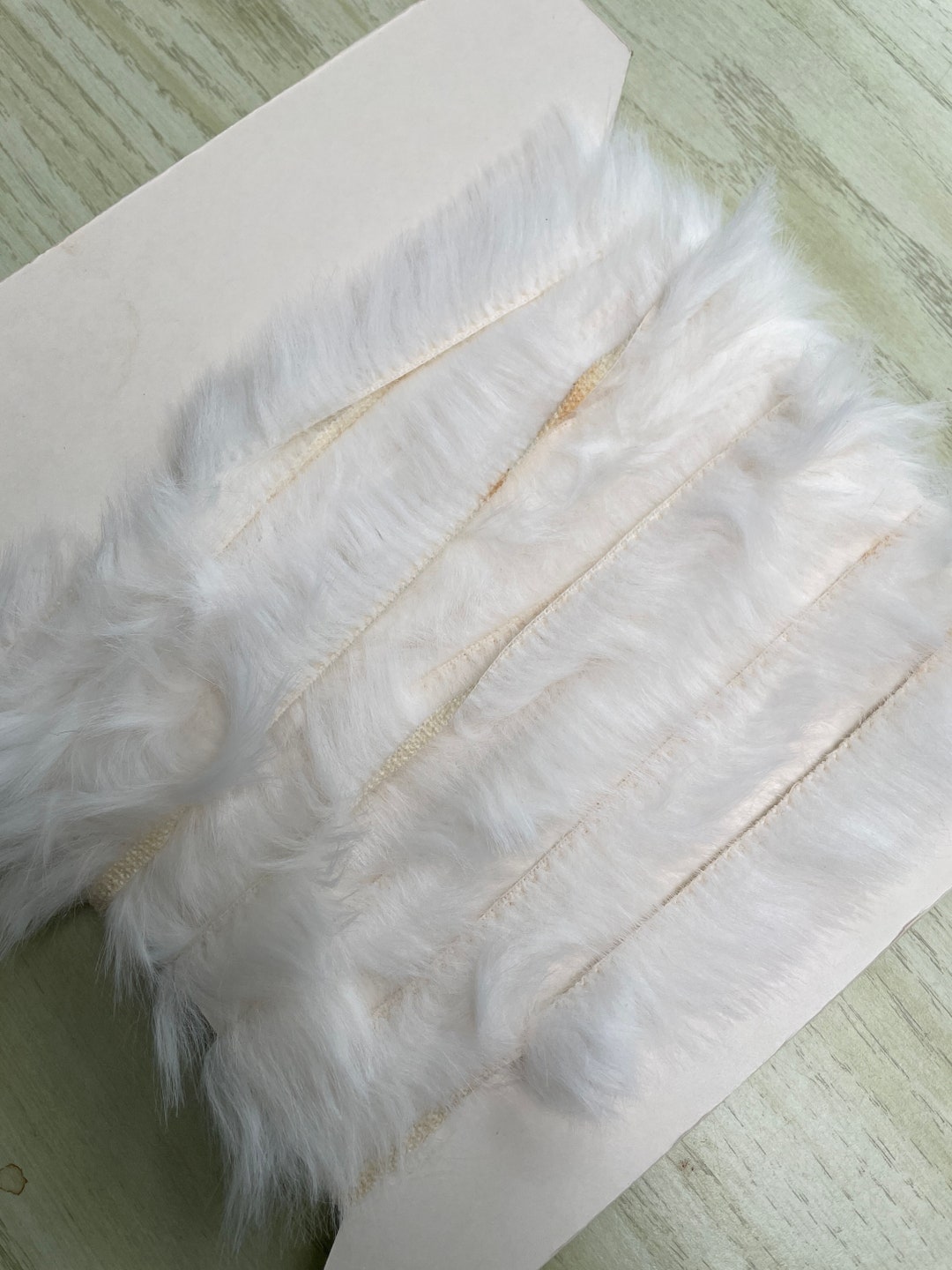 2 Yards Decorative White Faux Fur Ribbon Trim Faux Fur Trim, Faux Fox Fur  Trim, Faux Fur Stripe, Furry Crafts Sold by Yard 