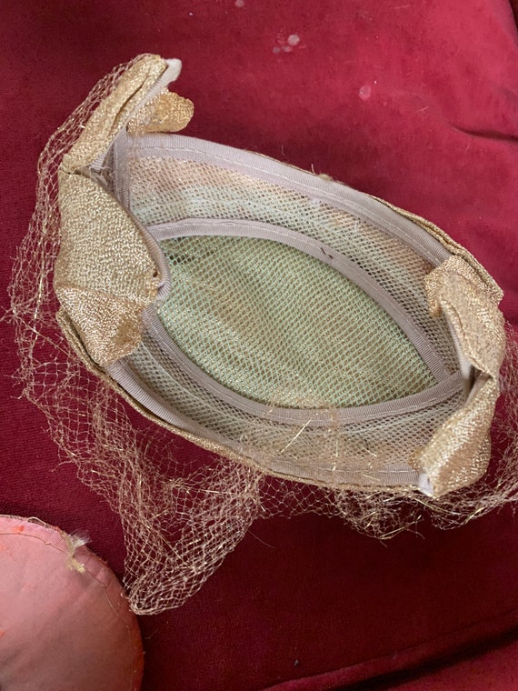 Vintage Hat- Headband Fascinator Veil Netting Gol… - image 4