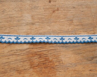 Scalloped Royal Blue  - 3 yards Vintage Fabric Embroidered Trim New Old Stock Ruffle