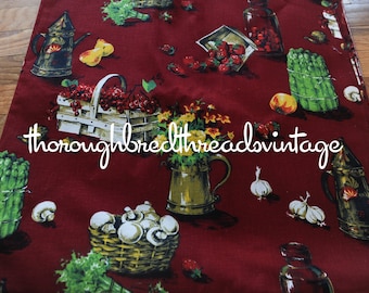 Frutas, vegetais e flores - Tecido vintage para cozinha Comida Kitschy Borgonha Espargos Morangos Bagas