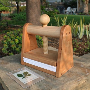 Leaf and Flower Press by Tyler Morris Woodworking immagine 1