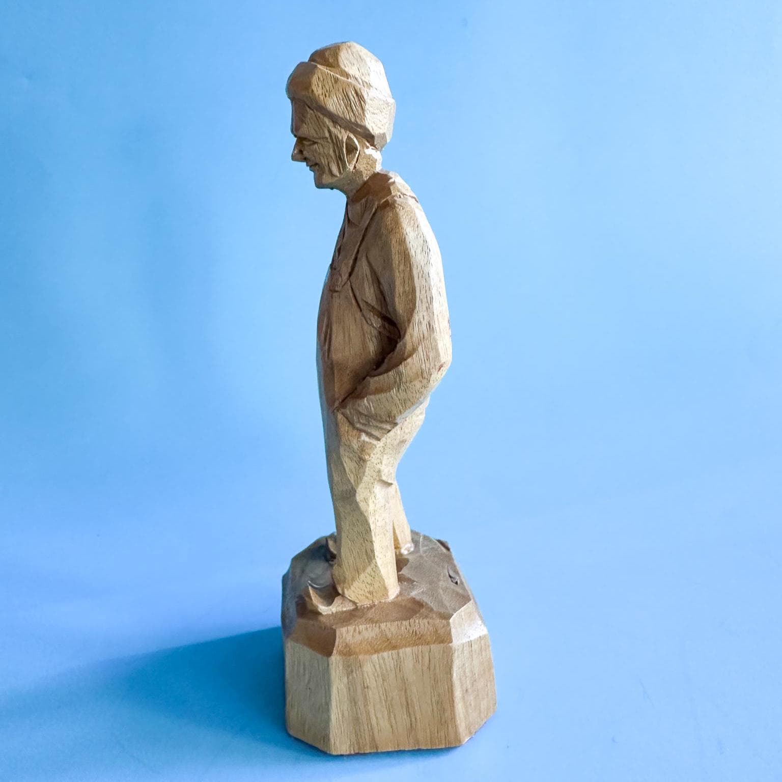 木彫人形（４体）　caron（キャロン）　カナダ製 Vintage Caron Carved Wood Folk Art Figure / Canadian