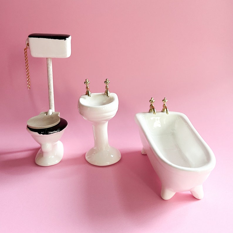 Vintage Porcelain Bathroom Doll House Set / Ceramic Miniature Dollhouse