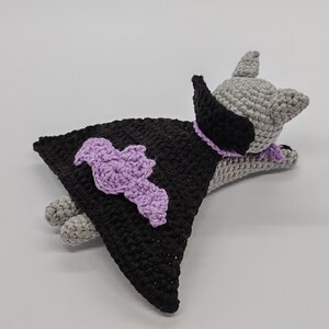 Kitten Crochet Magnet Pattern, Cute Creepy Vampire Cat Amigurumi Tutorial PDF in English, Halloween Bat Crochet, Do It Yourself Pattern Book