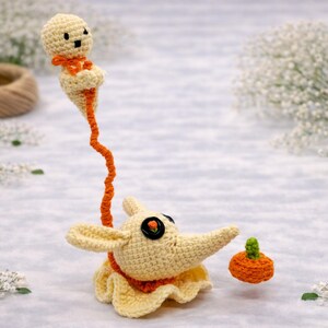 Patrón de crochet de perro fantasma – Tutorial de amigurumi de Halloween en PDF (en inglés) – Peluche de perro fantasma volador – Calabaza de crochet – Manualidades espeluznantes