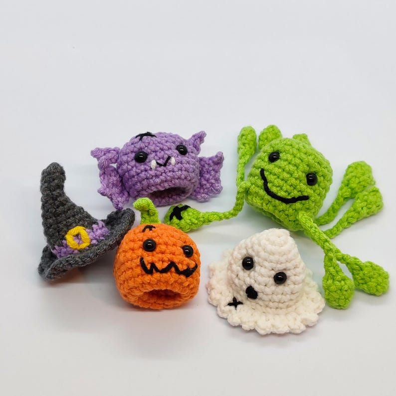 Cute Spooky Crochet Pattern Bundle, 4 in 1 Pattern Set, Zombie Cow Amigurumi, Mini Ghost Dog Crochet, Halloween Finger Puppets Pattern