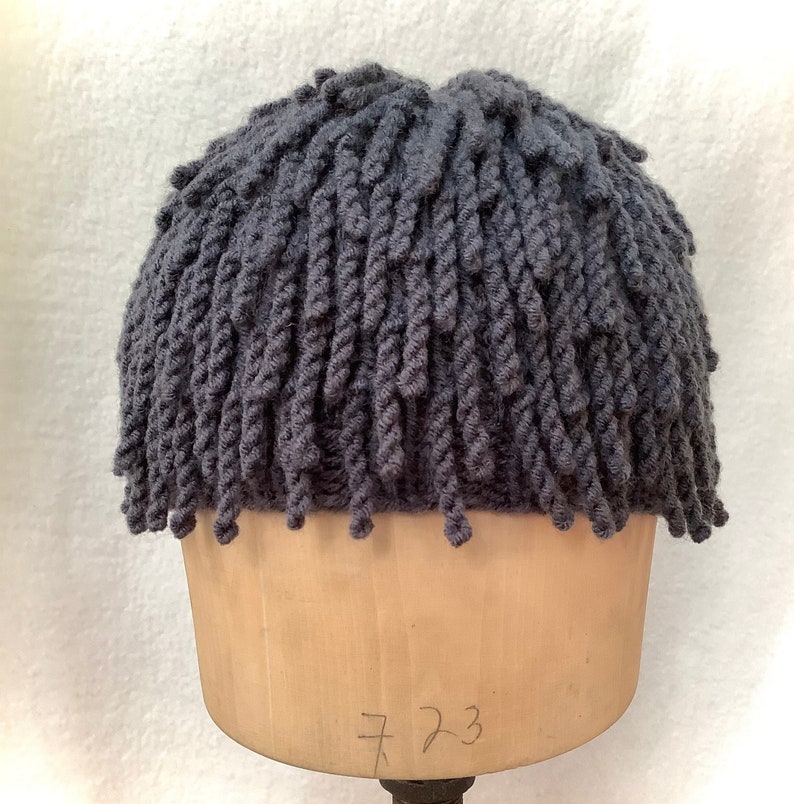 NUDU / Dreadlocks beanie. Dark Gray image 1