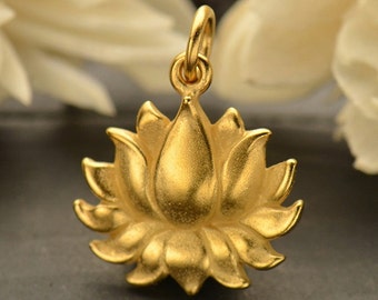 24k Gold Plated Sterling Silver Vermeil Textured Blooming Lotus Flower Charm Necklace - Renge Feng Shui Lian Hua