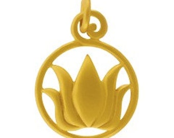 Collana fiore di loto - 24k oro placcato argento argento Vermeil Renge Feng Shui Lian Hua Charm - Catena piena d'oro 14K - Assicurazione inclusa