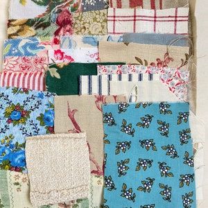 Mixed fabric bundle for slow stitching projects with some vintage and antique fabrics zdjęcie 4