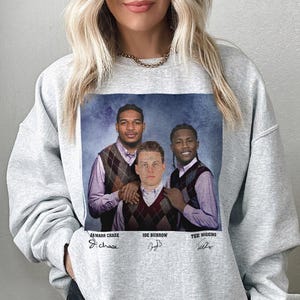 Ja'Marr Chase Joe Burrow Tee Higgins Football Shirt, Cincinnati Step Bros Tee, Funny Football Gift Unisex bild 6
