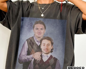 Maglietta vintage da hockey di Kirill Kaprizov Quinn Hughes, maglietta divertente da hockey su ghiaccio anni '90 con fratello del Minnesota