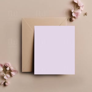 A5 Grußkarte mit Umschlag Mockup | Bearbeitbare JPG & PSD Vorlage |  Eigener PSD Smart Layer