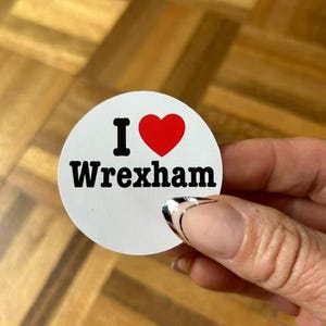 Adesivo circolare per laptop I Love Wrexham, taccuino Wrexham AFC Wales