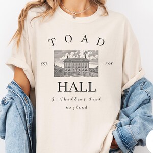 Wind in the Willows Toad Hall Comfort Colors 1717 Shirt, Bookish Literature T-Shirt Reader Gift Idea Cottage Core English Countryside Tshirt image 2