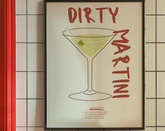Może przedstawiać: Czarny plakat w ramie z tekstem "DIRTY MARTINI" w czerwonych literach. Plakat przedstawia rysunek liniowy kieliszka do martini z oliwką jako ozdobą. Składniki drinka dirty martini są wymienione pod obrazkiem. Niebieski stołek stoi przed plakatem na tle białej ściany wyłożonej kafelkami.