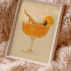 Decoración de pared naranja, póster de chica, chica en el vaso, póster estético, póster de cóctel, decoración de dopamina, póster de moda, póster colorido