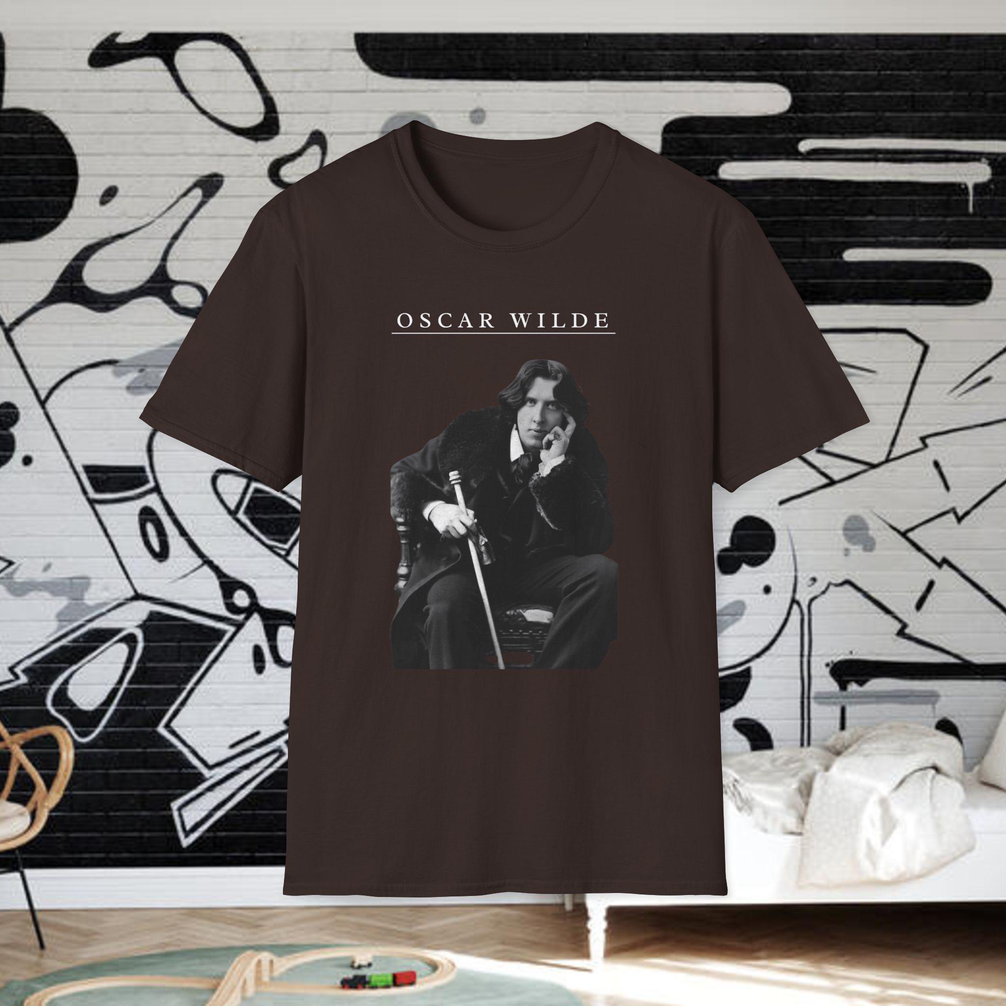 Oscar Wilde Shirt, Iconic Photo | Victorian Era, England 