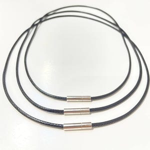 Dünne Lederband Halskette für Anhänger, Schwarze Lederkette mit Metall Verschluss