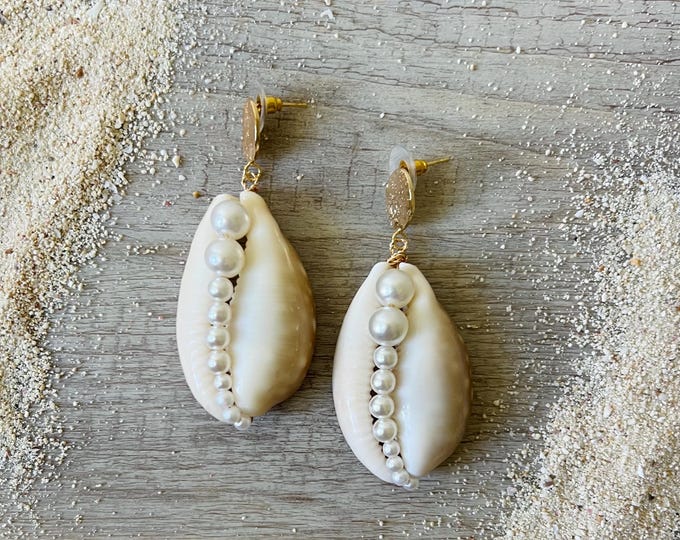 Cowrie Shell Pearl Inlay Dangle Earrings, Boho Hawaiian Wedding Jewelry