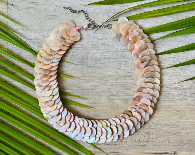 Vintage Shell Necklace , Beach Wedding Necklace, Mermaid Necklace