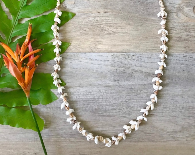 Long Vintage Shell Necklace