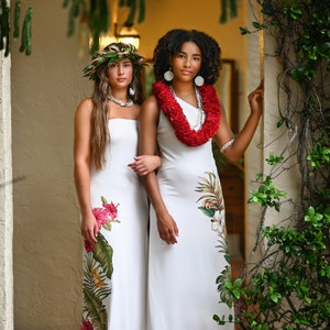 Strapless Hawaiian Beach Wedding Dress image 8