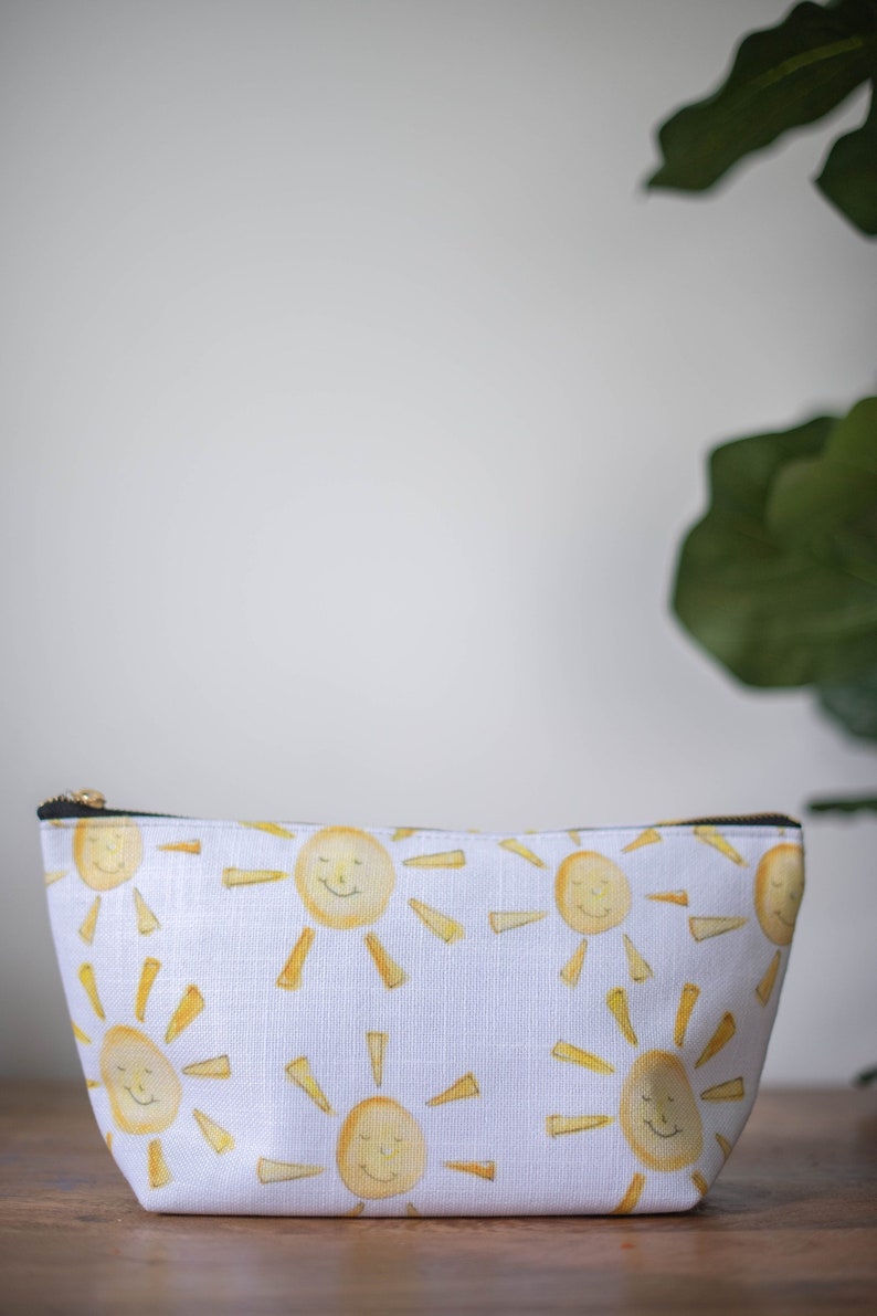 zipper pouch happy sun sunshine print