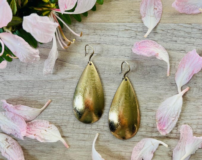 Vintage Brushed Faux Gold Teardrop Earrings