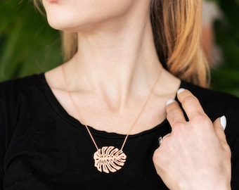 Monstera Deliciosa Leaf Necklace. Gift for her.