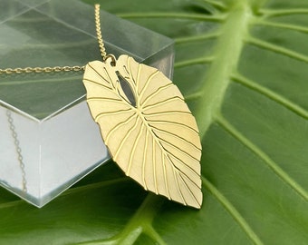 Alocasia Leaf Necklace in Gold or Silver. Houseplant hypoallergenic handmade jewelry.