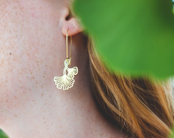 Ginkgo Leaves Gold Tone Lightweight Dangle Earrings